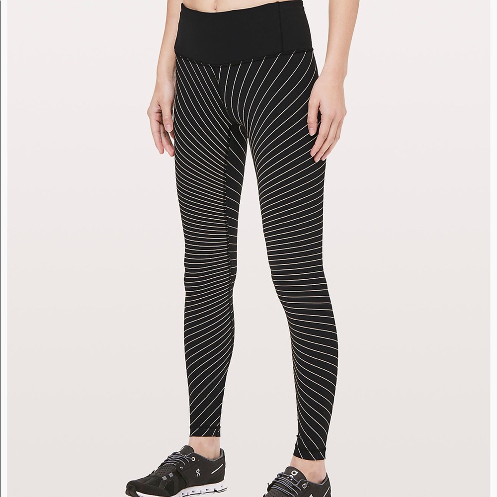 Lululemon speed Wunder tight reflective 28”